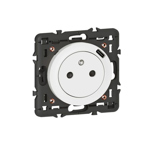 Prise Surface Céliane Avec Chargeur Typec En Face Avant De L legrand 099520